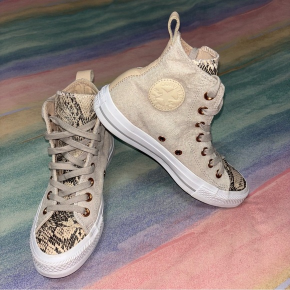 Converse Chuck Taylor All Star Hi Womens Size 5 Papyrus Ivory Snake Sneakers - Picture 3 of 9